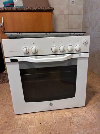 Horno y vitrocerámica Balay