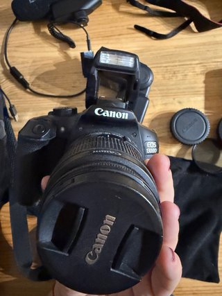 Canon EOS 1300D Cámara + Accesorios