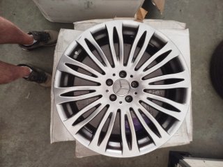 Llantas Mercedes Clase S 19