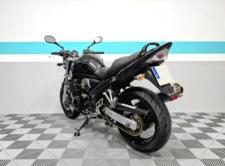 Suzuki GSF 650 Bandit Negra
