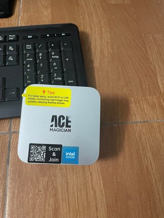 PC Mini HP con Pantalla, Teclado y Ratón