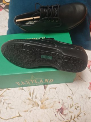 Zapatos negros de cordones