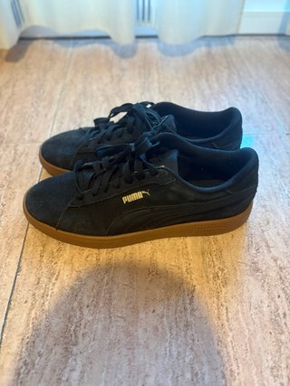 Zapatillas Puma Negras Suela Marrón