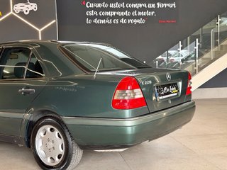 Mercedes C220 ¡CLASICO AÑO 1994!