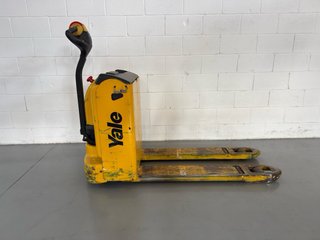 Transpaleta Eléctrica Yale MP18, 1800 kg