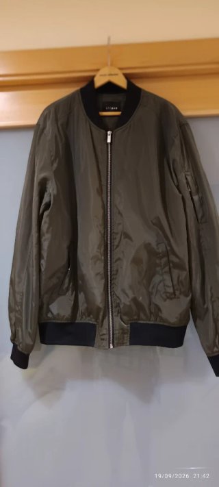 Cazadora bomber Lefties Man.
