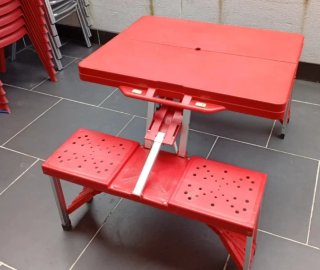 Mesa Camping Plegable Roja y Plateada