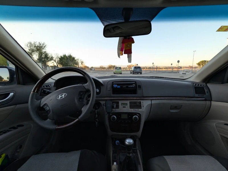 Hyundai Sonata 2.0 CRDi VGT Comfort II 2007, foto 8