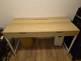 Escritorio Ikea Madera y Metal