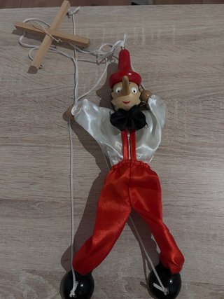 Marioneta de Pinocho de madera
