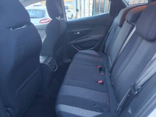 Peugeot 3008 2021