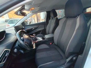 Peugeot 3008 2021