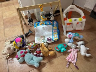 Lote de juguetes para bebé
