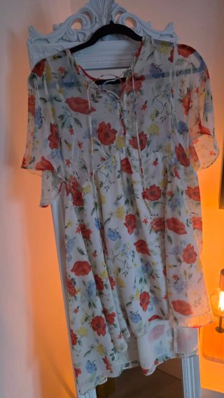 Vestido floral Sfera talla S