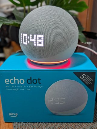 Echo Dot 5ª Gen - Orologio - Altoparlante Alexa - Bianco