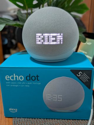 Echo Dot 5ª Gen - Orologio - Altoparlante Alexa - Bianco