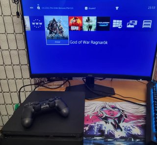 PS4 Slim 500GB Negra + Mando
