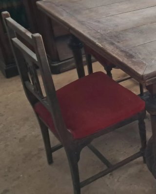 Mesa y 4 Sillas Comedor Madera y Terciopelo