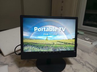 TV Portátil KCR 14.1 " ideal para camper