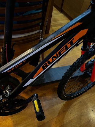 Bicicleta MTB RIVET Sport Negra y Naranja