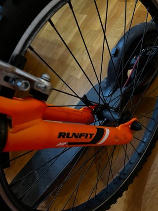 Bicicleta MTB RIVET Sport Negra y Naranja