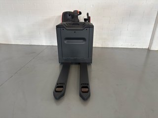 Transpaleta eléctrica Linde T20SP 2000 kg