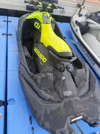 Moto de agua Seadoo Spark Trixx 3 plazas