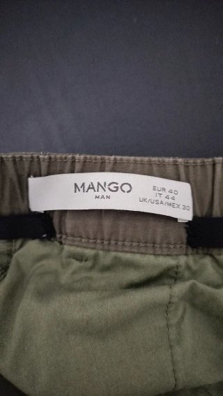 Pantalón fino Mango verde