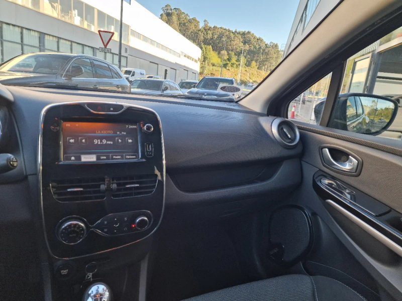 Renault Clio 1.5 DCI Energy Limited EDC 2015, foto 10
