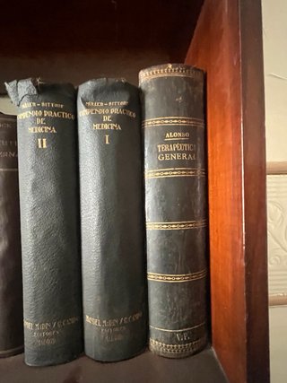 Libros de medicina vintage