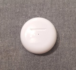Auriculares inalámbricos blancos (sin marca)