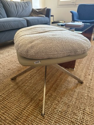 Butaca giratoria con reposapiés