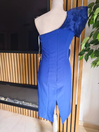 Vestido fiesta azul asimétrico