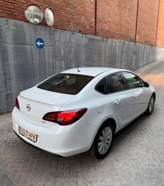 Opel Astra 1.7 cdti 6 velocidades