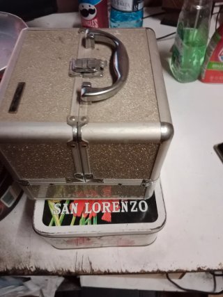 Lote 15 latas antiguas de galletas