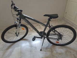 Bicicleta montaña Rockrider Five One. Casi nueva