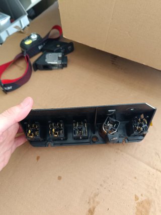 Grelha consola botões c/AC Peugeot 106 GTI/XSI
