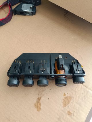 Grelha consola botões c/AC Peugeot 106 GTI/XSI
