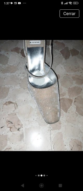 Zapatos de fiesta plateados Luxax sin estrenar
