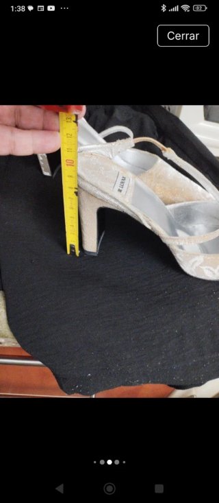 Zapatos de fiesta plateados Luxax sin estrenar