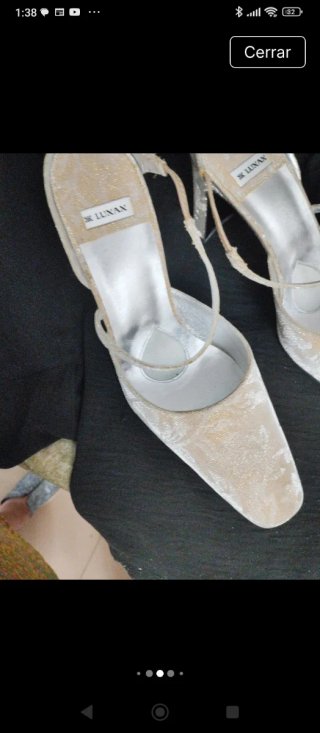Zapatos de fiesta plateados Luxax sin estrenar