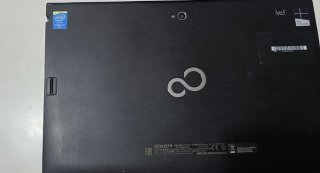Fujitsu Stylistic Q704 Tablet