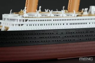 Maqueta Titanic 1/700