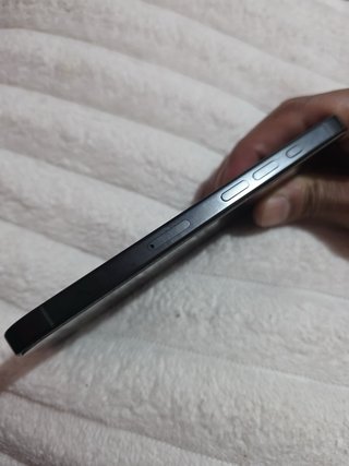 iPhone 16 Pro 256GB Negro