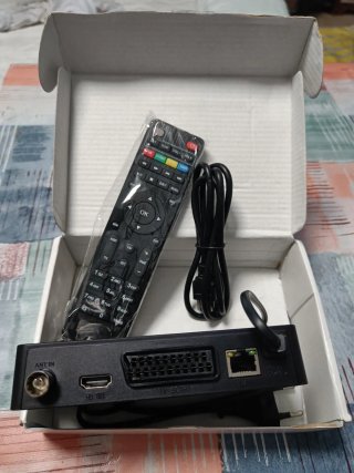 Receptor TDT DVB T2/C  Nuevo sin usar