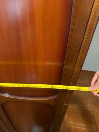 Armario antiguo de madera