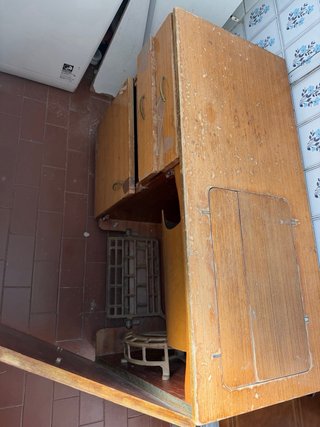 Máquina de coser antigua