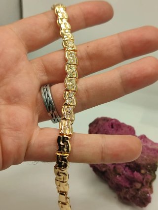 Pulsera Xuping dorada con circonitas