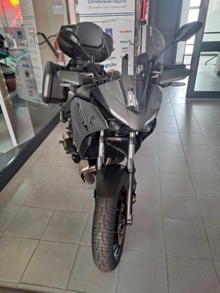Yamaha Tracer 7 Gris