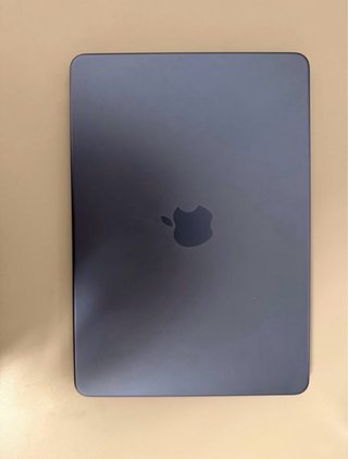 MacBook Neo 512GB Azul Oscuro con Touch ID